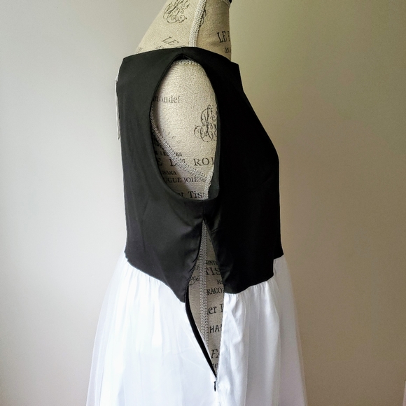 Sucrefas | NWT Red Demask Tulle Embroidered Dress - Picture 5 of 8